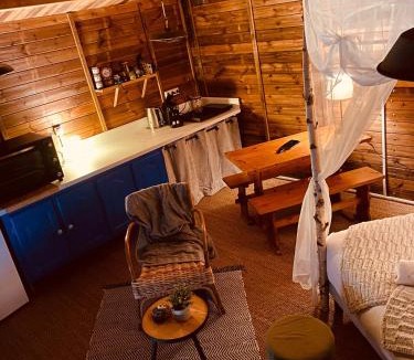 Auchay-sur-Vendee Cabin | Refuge de Campagne Le Chalet