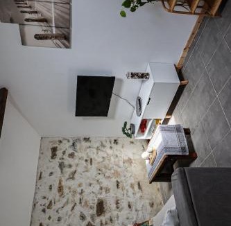 La Foret-sur-Sevre House | Refuge de Deux Pins