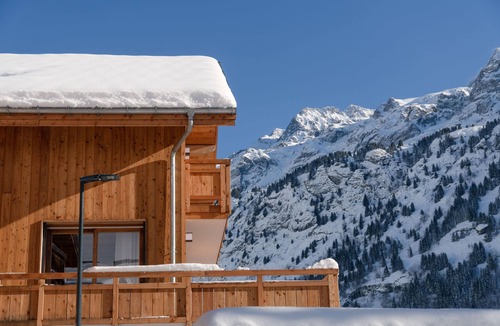 Vaujany Ski Chalet | "Refuge des Sens", Chalet "Sérénité"