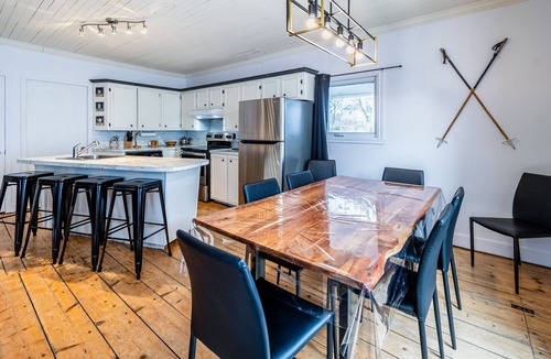 Saint-Philemon House | Refuge du Massif - Halte au cœur du village
