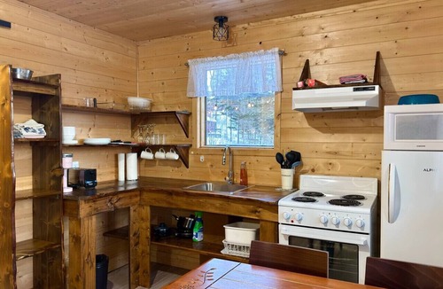 Pohenegamook House | Refuge loin du bruit, proche de l’essentiel