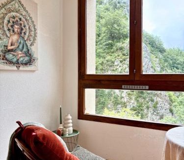 Les Bains de la Preste Apartment | Refuge nature avec vue panoramique La Preste