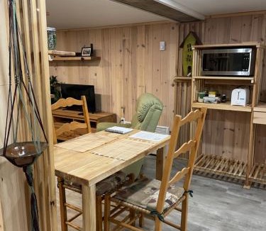 La Tuque Apartment | Refuge nature en forêt quartier paisible Parc des Chutes