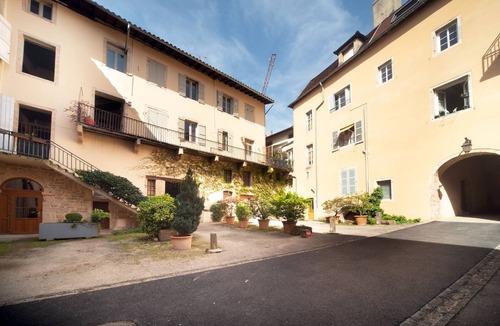 Saint-Amour Apartment | Refuge Saint-Amour - Appt pour 5