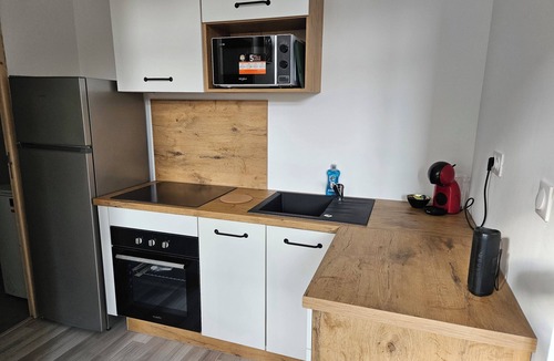 Valenciennes Apartment | Refurbished 1-bedroom apartment