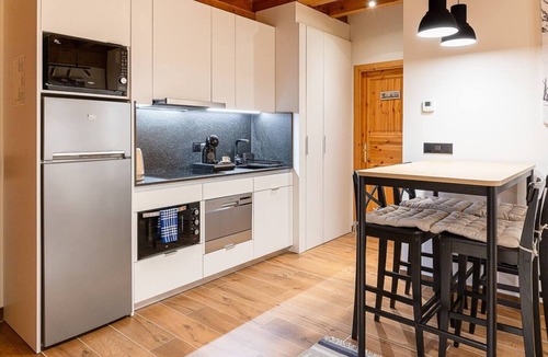 Soldeu Apartment | Refurbished Cabin by Ski Resort & Free Parkingnn