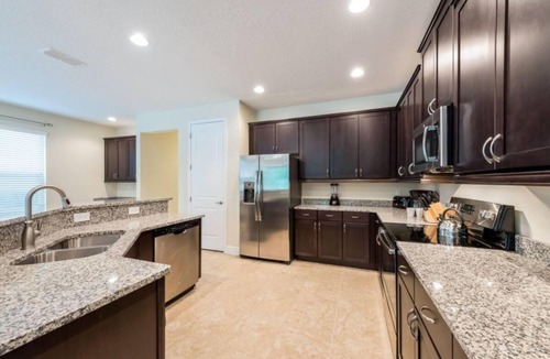 Reunion Cottage | Refurbished Lux 6 Bed Golf Views at Reunion Resort by Shine Villas