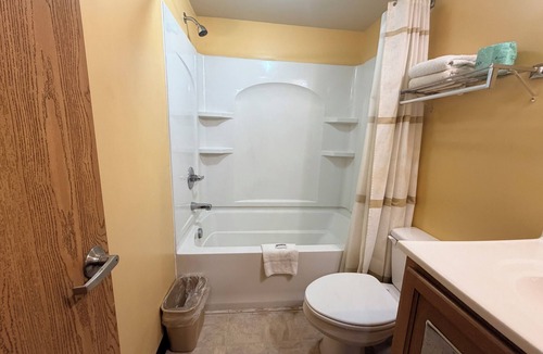Coffeyville Hotel | Regal Inn Coffeyville KS US 169