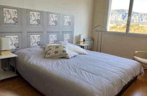 Saint-Paul-de-Fenouillet Apartment | Regard du planteur d'arbres