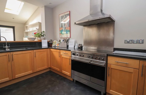 Aldeburgh Cottage | Regatta Lookout