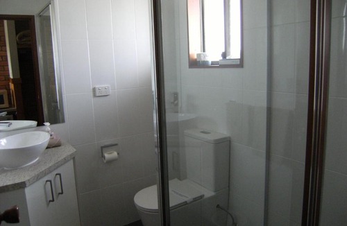 Cobram Hotel | Regency Court Motel