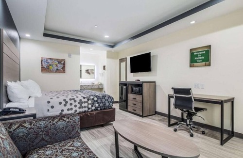 Humble Hotel | REGENCY INN AND SUITES