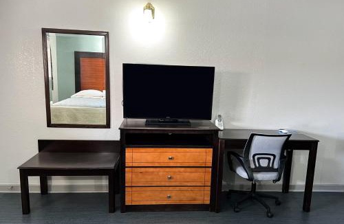 Bald Knob Hotel | Regency Inn Bald Knob