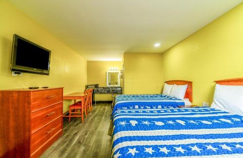 Rockdale Hotel | Regency Inn By OYO Rockdale TX