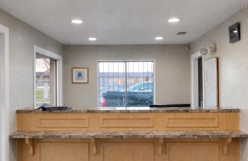 Hondo Hotel | Regency Inn Hondo
