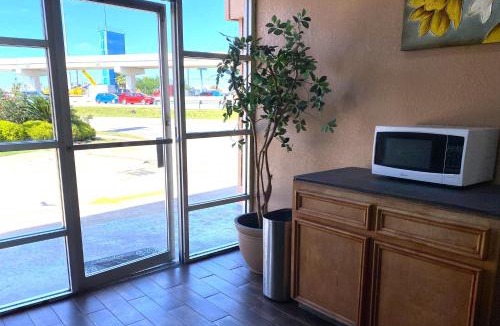 Barker Hotel | Regency Inn Houston near Hobby Airport