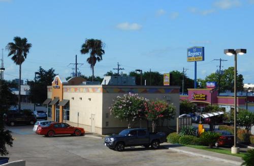 Beaumont Hotel | Regency Inn & Suites Beaumont