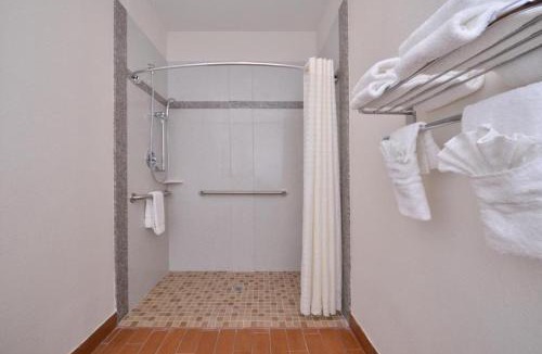 FM 1960 Hotel | Regency Inn & Suites- NW Houston
