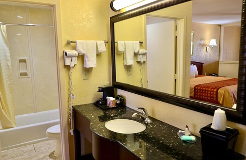 Gladewater Hotel | Regency Inn & Suites