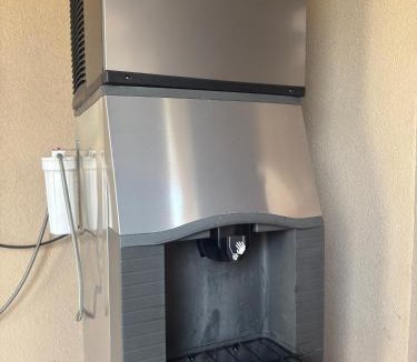 US 290 Hotel | Regency Inn & Suites