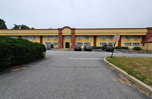 New London Hotel | Regency Inn & Suites