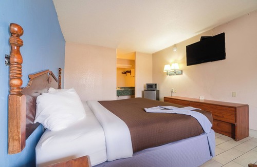 Three Rivers Hotel | Regency Inn Three Rivers I-37