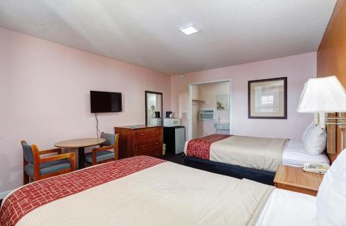 Fayetteville Hotel | Regency Inn
