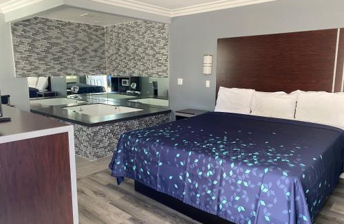 Brea Hotel | Regency Motel