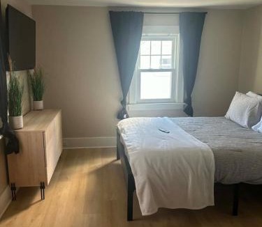 Lockport House | Regency Retreat