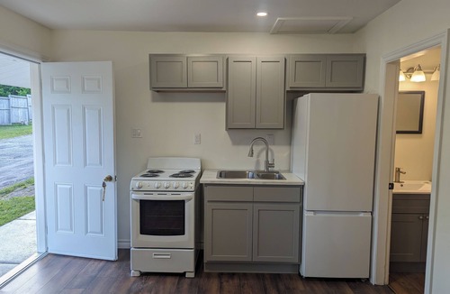 Saint John Hotel | Regent Motel