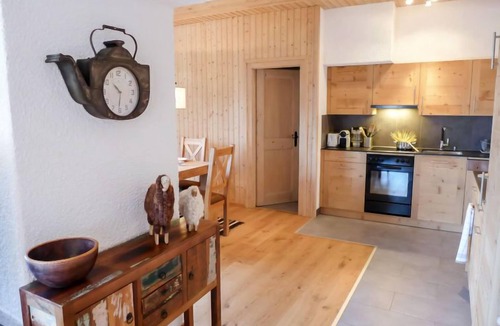 Arveyes Apartment | Regina B9 by Interhome