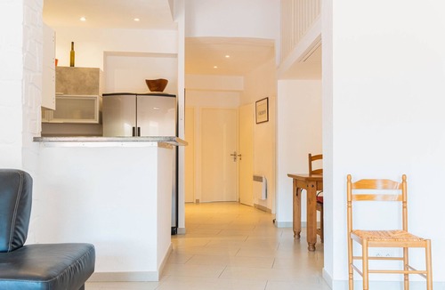 Banyuls-sur-Mer Apartment | Regina's Banyuls - Apartment with pool, 2 terraces and private parking