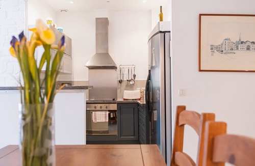 Banyuls-sur-Mer Apartment | Regina's Banyuls - Apartment with pool, 2 terraces and private parking