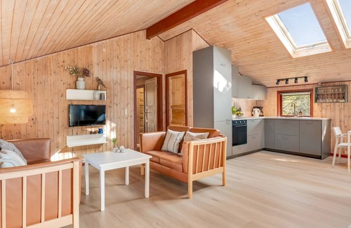 Mosevra House | "Regine" - 1.1km to the fjord by Interhome