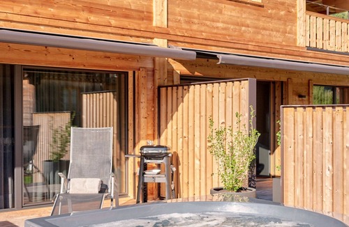 Meiringen Ski Chalet | Reichenbach Falls