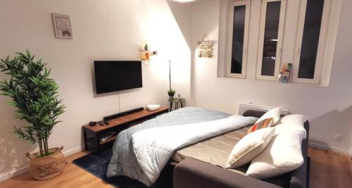 Roubaix Apartment | Reims Appart - Idéal pour Pro en déplacement *Wifi rapide *Vue panoramique *Parking facile