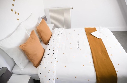 Barbatre Apartment | Reims : Escapade Dorée