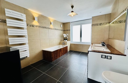 Mont d'Arene House | Reims Sherpa Guest House