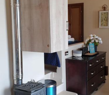 Stavros House | Reithron House