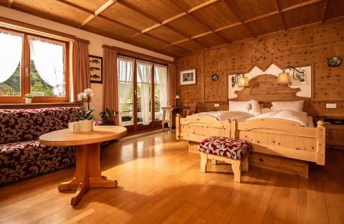 Engadin Scoul Hotel | Relais & Châteaux Schlosshotel Chastè - Scuol Tarasp