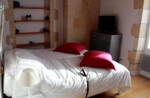 Saint-Michel-de-Montaigne Bed & Breakfast | Relais de la Renaissance