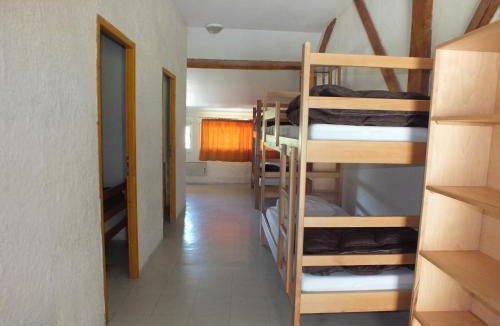 Villelongue Hostel | relais d'isaby