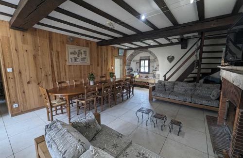 Villars Santenoge House | Relais de la vallee de l'ource