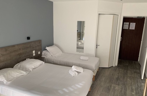 Parthenay Hotel | Relais des Lilas