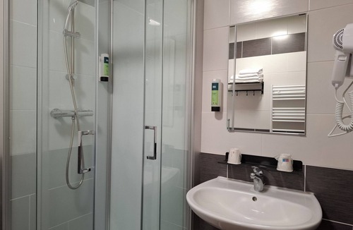 Pouilly-sur-Loire Hotel | RELAIS LES 200 BORNES