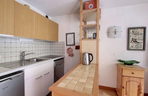 Saint-Jean-dʼAulps Apartment | Relais S9 Apartment - Sleeps 4 - At the foot of the slopes - Saint Jean D'Aulps resort - Near Morzine