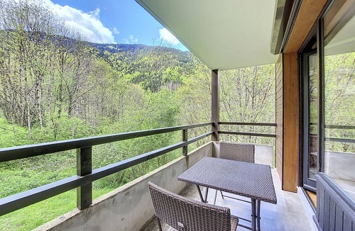 Saint-Jean-dʼAulps Apartment | Relais S9 Apartment - Sleeps 4 - At the foot of the slopes - Saint Jean D'Aulps resort - Near Morzine