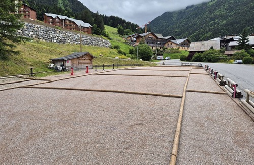 Saint-Jean-dʼAulps Apartment | Relais S9 Apartment - Sleeps 4 - At the foot of the slopes - Saint Jean D'Aulps resort - Near Morzine