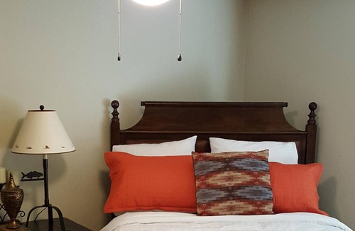 Boswell Cottage | Relax and enjoy the peace and quiet at the Triple H House.