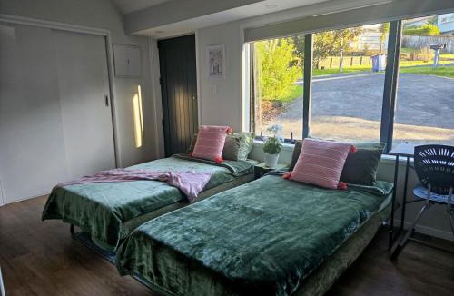 Torbay House | Relax and enjoy the North Shore